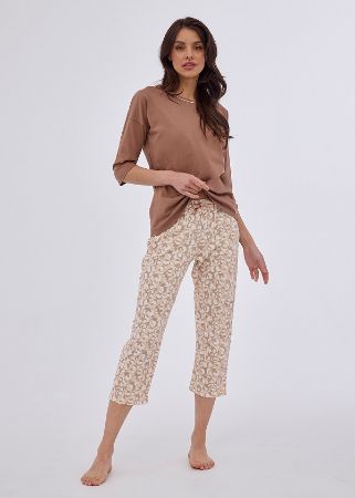 Zobrazit detail produktu - Dámské pyžamo Cornette kapri 792 3-5XL Obrázek Dámské pyžamo Cornette kapri 792 3-5XL